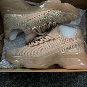 Steve madden maxima blush